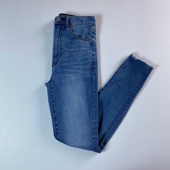 Abercrombie & Fitch Denim - Abercrombie & Fitch, blue Ultra High Rise Super Skinny raw hem jeans, size 4/27